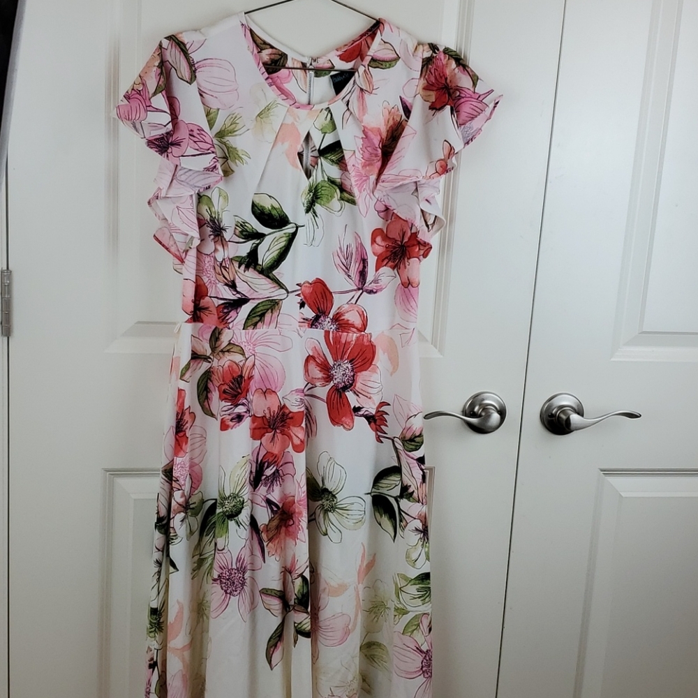 Gabby Skye dress size 12